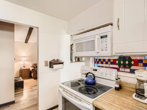 18179 60 Ave, Denver CO 80403-1050 exterior