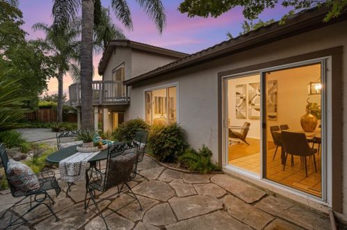 2467 Lacey Dr, Milpitas CA 95035-6122 exterior