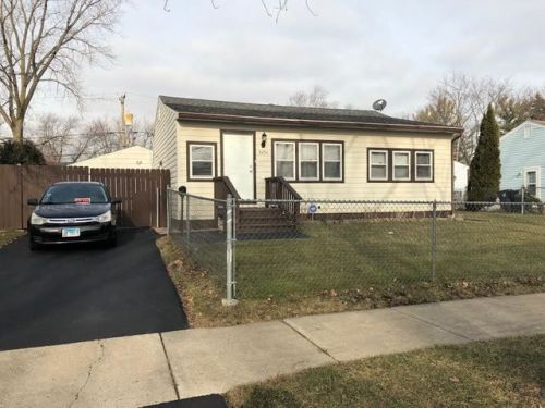 2254 Ottawa Rd, Waukegan, IL 60087-3615
