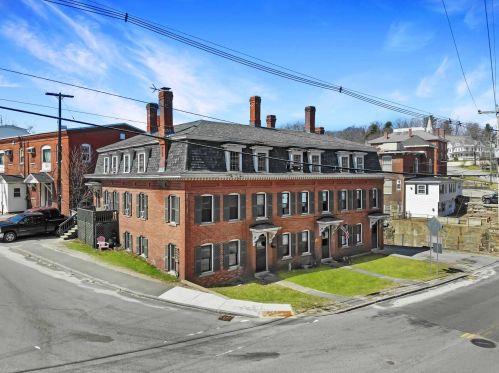 55 Main St, Mason, NH 03048-3150