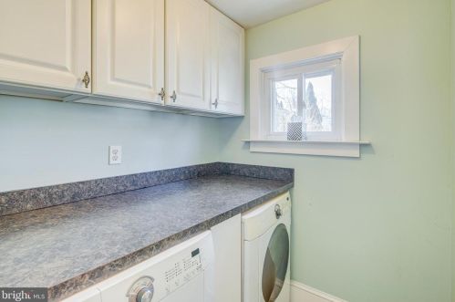 6 Evergreen Ln, Tavistock NJ 08033-1201 exterior