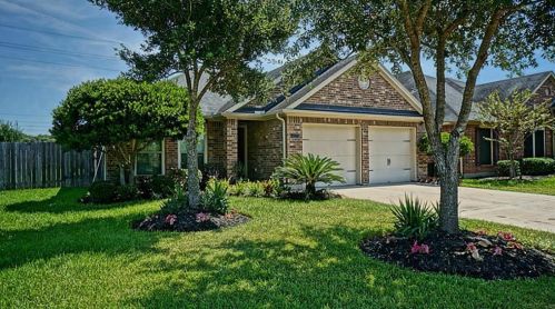 4523 Blakes Ridge St, Fresno, TX 77545-8692