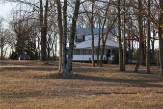 10932 Devils Den Rd, Winslow, AR 72959-9776