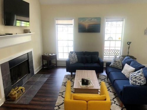 2024 Bascomb Carmel Rd, Holly Springs, GA 30189-3524