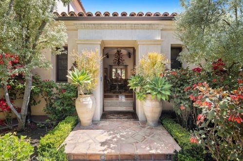 50 Golden Eagle, Irvine CA  92603-0308 exterior