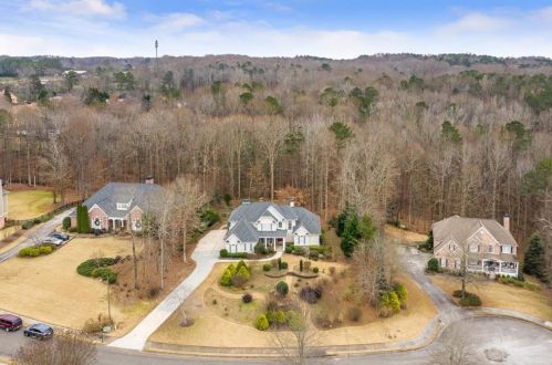 129 Rosebury Dr, Holly Springs, GA 30115-7558