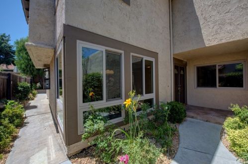 307 Liberty Ln, Placentia, CA 92870-5014