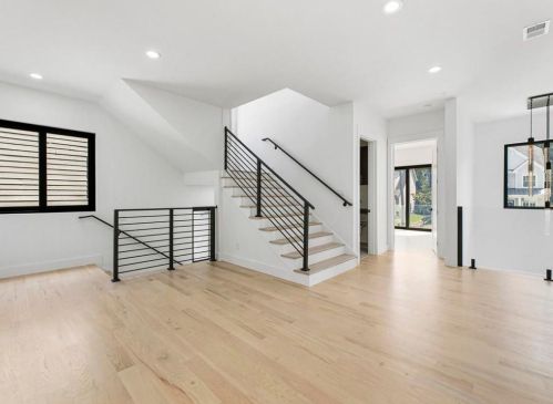 2374 Logan Cir, Atlanta GA  30318-2855 exterior