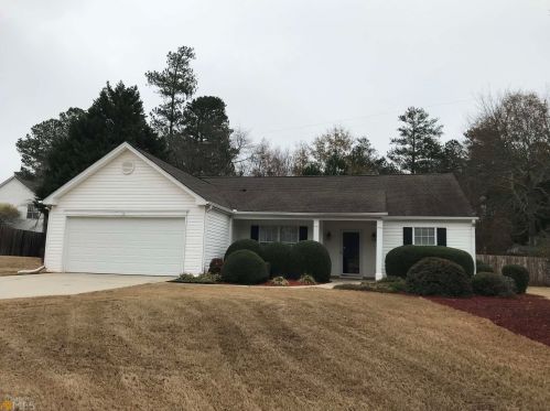 431 Crested View Cir, Loganville, GA 30052-8941