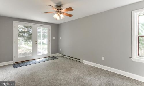 251 Hanover St, Carlisle PA  17013-1928 exterior