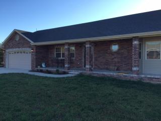 20100 London Ln, Buckhorn, MO 65583-3222