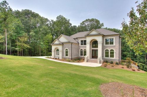 2003 Fontainbleau Dr, Conyers GA  30094-4804 exterior