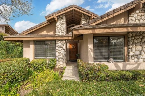 2366 Walnut Ave, Upland, CA 91784-1085