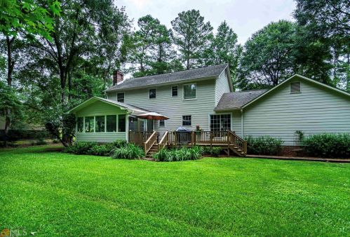 211 Willowcrest Way, Lagrange GA  30240-6317 exterior