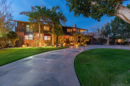 459 Julia Dr, Brawley, CA 92227-3179