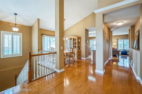 13099 Timber Ct, Palos Heights, IL 60463-3203