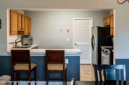 62 Des Moines Ct, Tinton Falls NJ 07712-3188 exterior