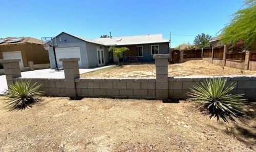 1090 Johns Rd, Perris, CA 92571-0837
