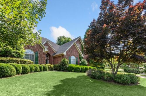 3266 Winthrop Cir, Marietta, GA 30067-5109