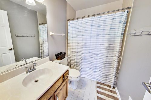 1169 Dovercliff Way, Bull Valley IL  60014-1803 exterior