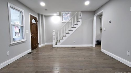 53 Meadow St, Norwalk CT  06854-4518 exterior