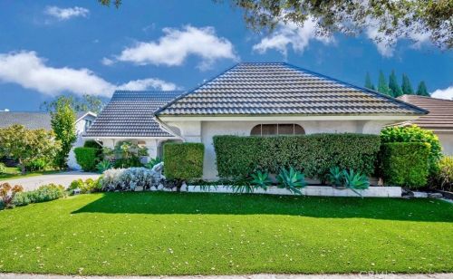 15192 Touraine Way, Irvine CA  92604-3173 exterior