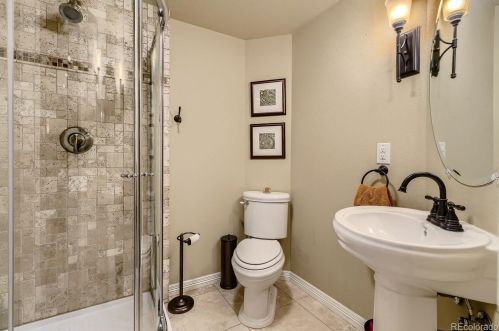 19113 Fair Dr, Aurora CO 80016-6176 exterior