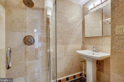 11622 Yeatman Ter, Silver Spring MD exterior