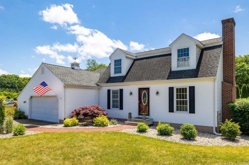 15 Ciccolella Ct, Southington, CT 06489-1340
