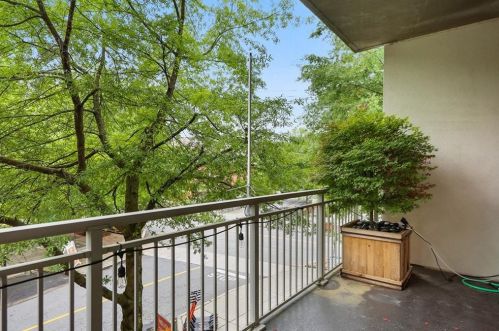 245 Highland Ave, Atlanta GA  30307-1961 exterior