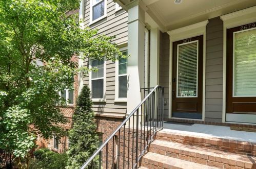 2677 Almshouse Ln, Atlanta, GA 30329-4709