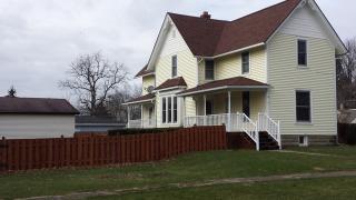 303 Pecatonica St, Winnebago, IL 61088-9071