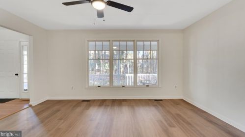 1003 Windjammer Ct, Churchton, MD 20733-2111