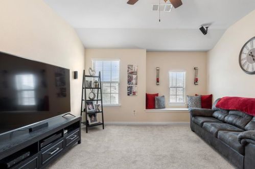 10505 Turning Leaf Trl, Fort Worth TX  76131-3983 exterior