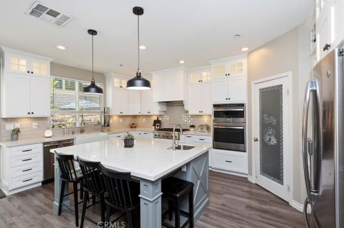 9564 Chandelle Way, Riverside CA  92508-6810 exterior