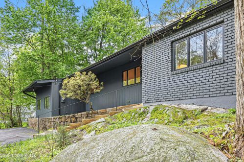 34 Montgomery Ln, Greenwich, CT 06830-4012