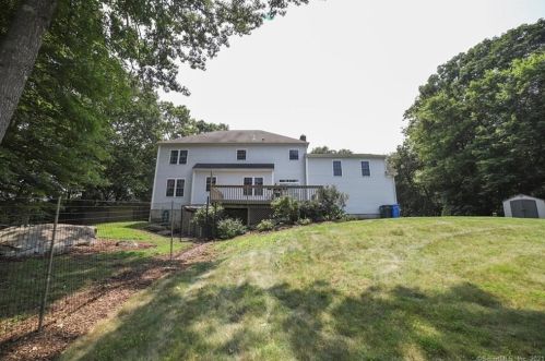 11 Grouse Ct, Deep River, CT 06419-2341