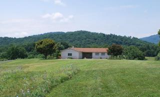 1216 Snow Ridge Rd, Vinton VA  24179-5886 exterior