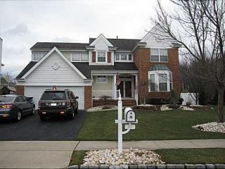 25 Kirschman Dr, Matawan, NJ 07747-6667