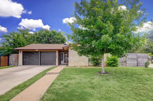 7120 Carwill Dr, Austin TX  78724-3608 exterior