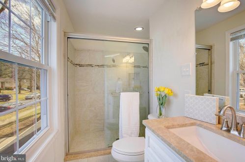 5026 Round Tower Pl, Columbia MD  21044-1322 exterior