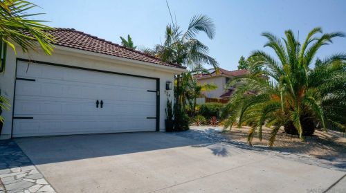 724 Crestview Ct, San Marcos, CA 92078-1372