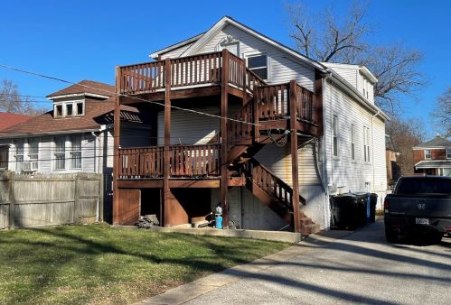 9844 Charles St, Chicago, IL 60643-1235