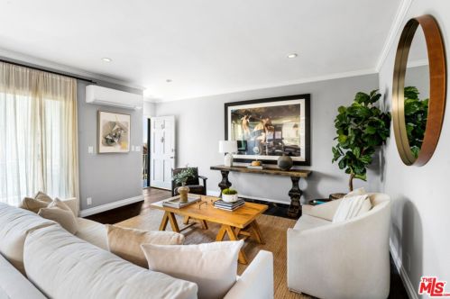 423 Pier Ave, Santa Monica, CA 90405-5543