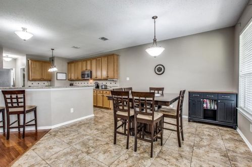 1201 Sheffield Dr, Midlothian TX  76063-7693 exterior