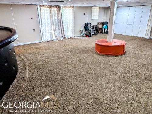 352 Harris Manor Dr, Atlanta GA  30311-2117 exterior