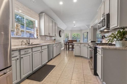119 Genesee Ridge Dr, Conroe TX  77385-3688 exterior