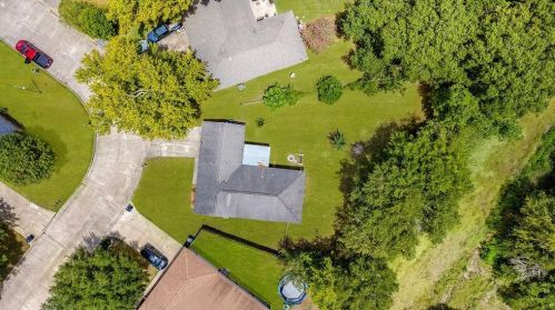 521 Gardenia St, Angleton TX 77515-4865 exterior