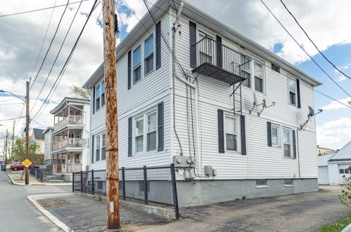 27 Gillen St, Providence, RI 02904-2314