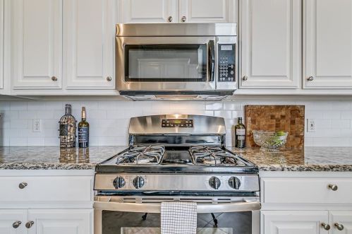 7308 Spring Oak Dr, North Richland Hills TX  76182-3708 exterior